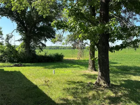 866 Hackmann Rd, O'fallon, MO 63366 photo 12