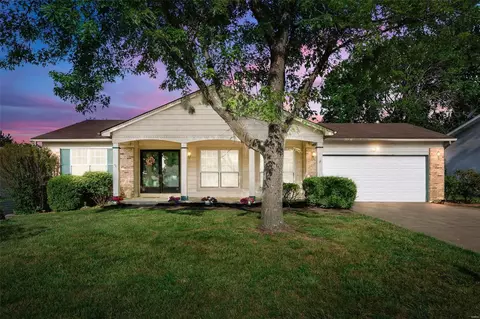 1109 Spencer Rd, Saint Peters, MO 63376