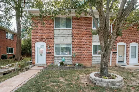 10830 Carroll Wood Way, Saint Louis, MO 63128