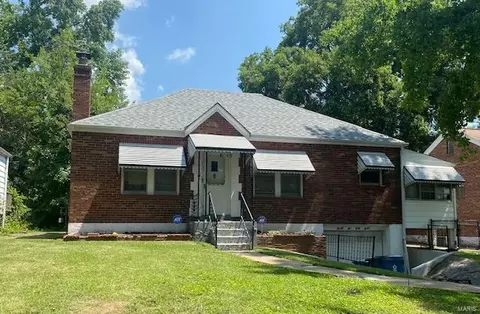 2147 Fairhaven Dr, Saint Louis, MO 63136