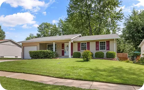 1865 Keeven Ln, Florissant, MO 63031