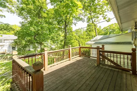 27 Pershing Cir, O'fallon, MO 63366 photo 32