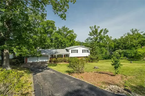 27 Pershing Cir, O'fallon, MO 63366 photo 41