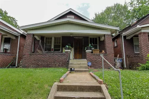 4018 Pennsylvania Ave, Saint Louis, MO 63118