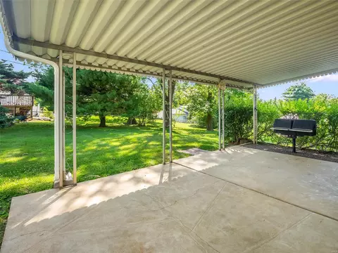 3341 Greenbridge Dr, Bridgeton, MO 63044 photo 13