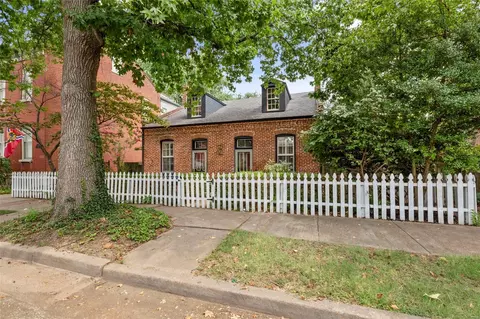 2240 Jules St, Saint Louis, MO 63104