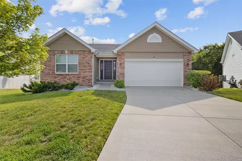 38 Underlay Ct, Wentzville, MO 63385
