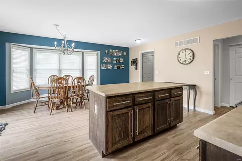 54 E Homefield Point Ct, O'fallon, MO 63366 photo 9