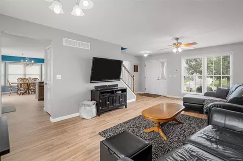 54 E Homefield Point Ct, O'fallon, MO 63366 photo 7