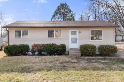 1476 Widefields Ln, Saint Louis, MO 63138