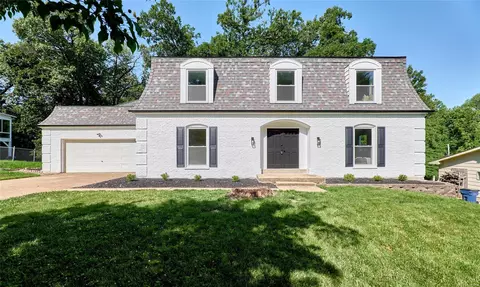 12455 Parkwood Ln, Black Jack, MO 63033