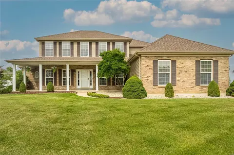 514 Waterside Ct, Cottleville, MO 63304
