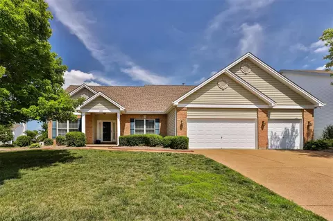 1000 Summersweet Dr, Saint Peters, MO 63376