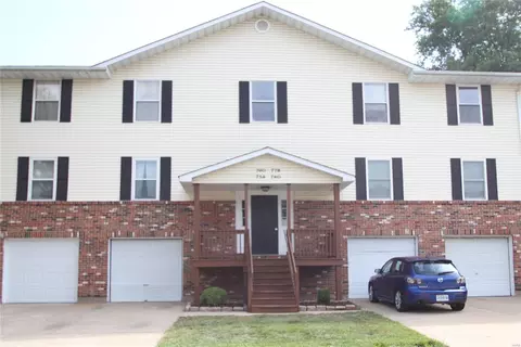 760 Boca Raton Dr #F, Saint Peters, MO 63376