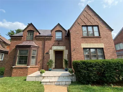 512 Purdue Ave, Saint Louis, MO 63130