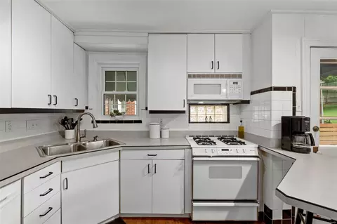 7601 Devonshire Ave, Shrewsbury, MO 63119 photo 10