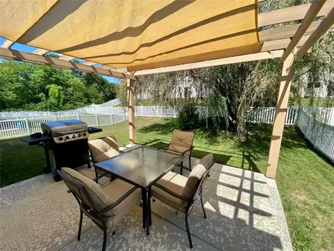219 Spring Borough Dr, O'fallon, MO 63368 photo 40