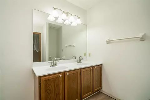 552 Spring Glen Ct, Ballwin, MO 63021 photo 18