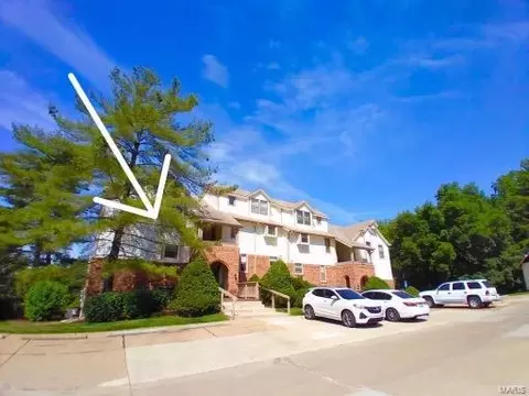 7037 Green Tee Ct #C, Saint Louis, MO 63129