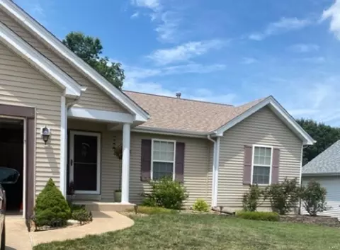 2727 Brook Meadow Ln, O'fallon, MO 63368