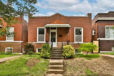 4650 Dahlia Ave, Saint Louis, MO 63116