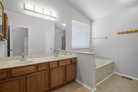 16703 Kingstowne Estates Dr, Wildwood, MO 63011 photo 16