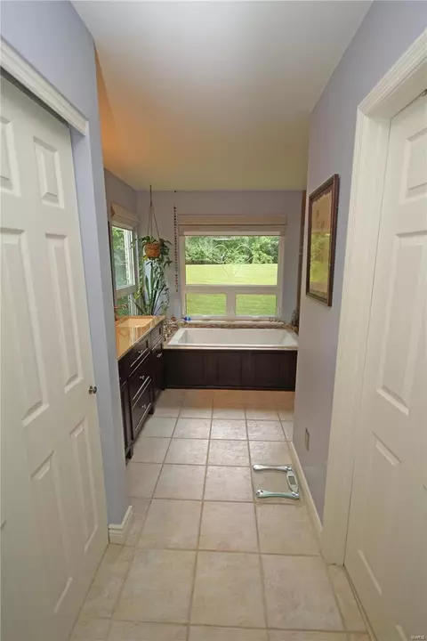447 Terrington Dr, Ballwin, MO 63021 photo 23