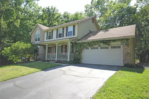447 Terrington Dr, Ballwin, MO 63021
