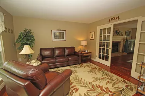 447 Terrington Dr, Ballwin, MO 63021 photo 9