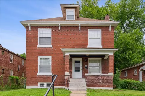 5535 Maple Ave, Saint Louis, MO 63112