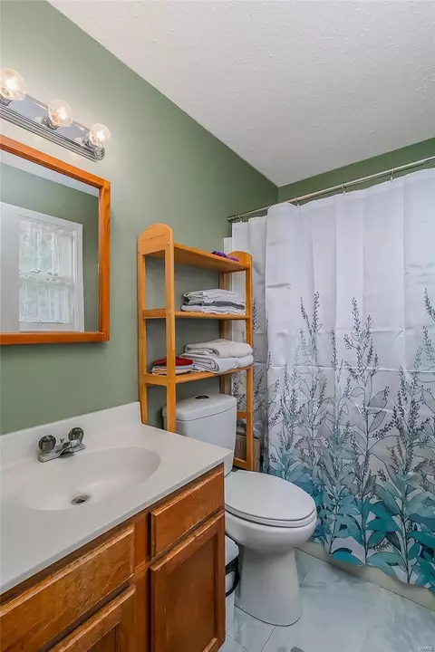 819 Wild Hawk Dr, Eureka, MO 63025 photo 14