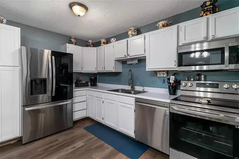 819 Wild Hawk Dr, Eureka, MO 63025 photo 4