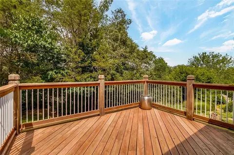 819 Wild Hawk Dr, Eureka, MO 63025 photo 2