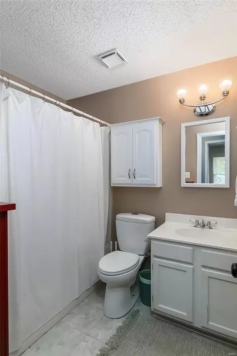 819 Wild Hawk Dr, Eureka, MO 63025 photo 18