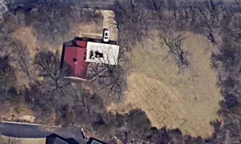 416 Dietrich Rd, Ballwin, MO 63021