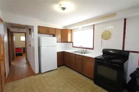 9321 Mackenzie Rd, Saint Louis, MO 63123 photo 11