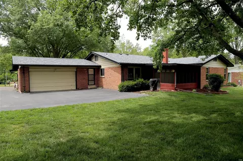 613 Claymont Dr, Ballwin, MO 63011 photo 32