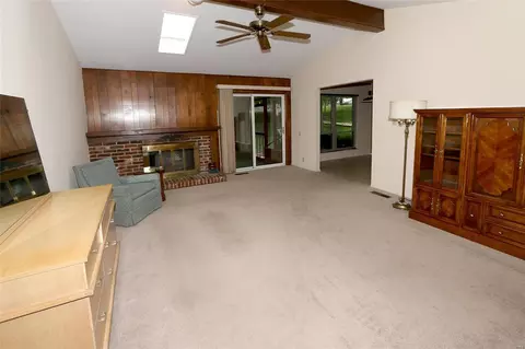 613 Claymont Dr, Ballwin, MO 63011 photo 11