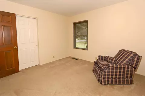 613 Claymont Dr, Ballwin, MO 63011 photo 29