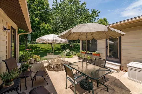5487 Fireleaf Dr, Saint Louis, MO 63129 photo 41