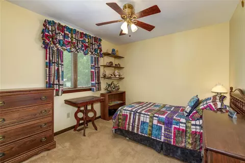 5487 Fireleaf Dr, Saint Louis, MO 63129 photo 21