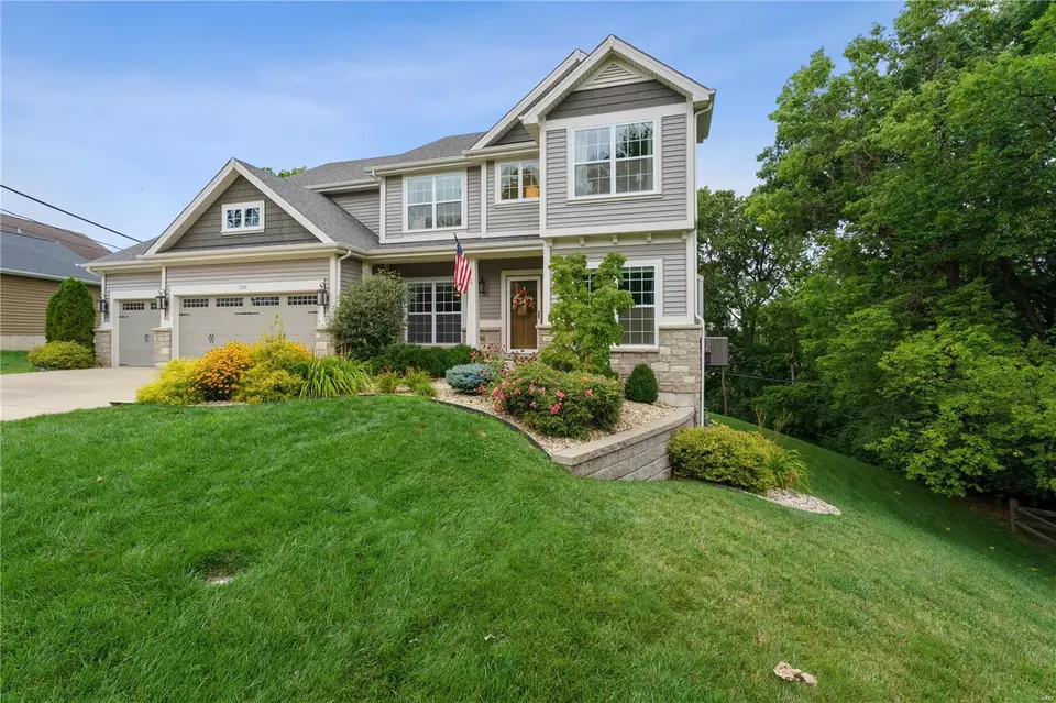  1329 Grandview Dr, Saint Louis, MO 63122 photo 3