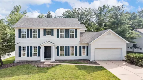 933 Wolfrum Glen Ct, St. Peters, MO 63304