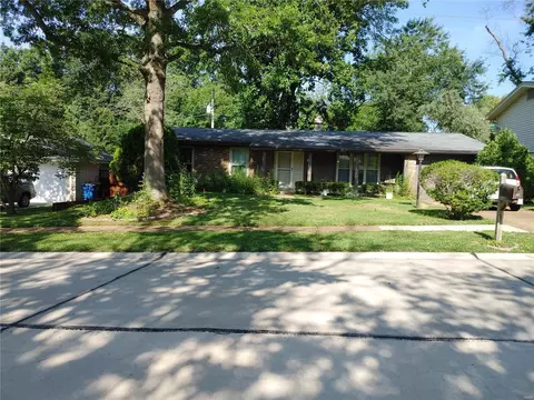 14 Timberleigh Ct, Manchester, MO 63021