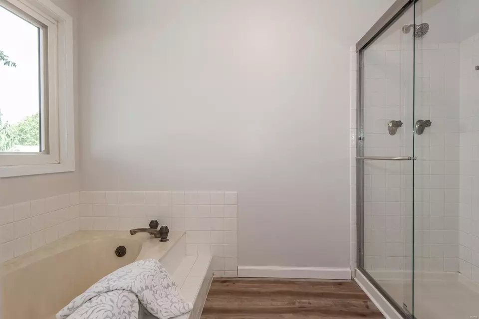  40 Riverwood Estates Blvd, Florissant, MO 63031 photo 32