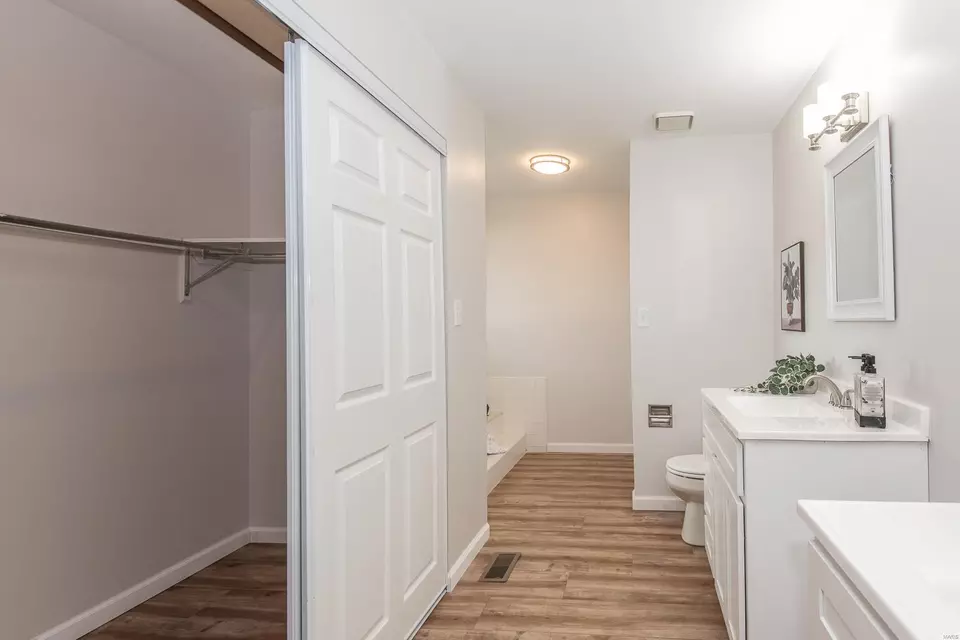  40 Riverwood Estates Blvd, Florissant, MO 63031 photo 29