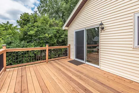 40 Riverwood Estates Blvd, Florissant, MO 63031
