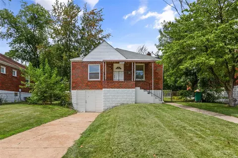 5427 College Ave, Jennings, MO 63136