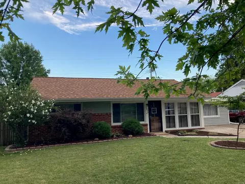 2834 Arnold Ave, Saint Louis, MO 63125