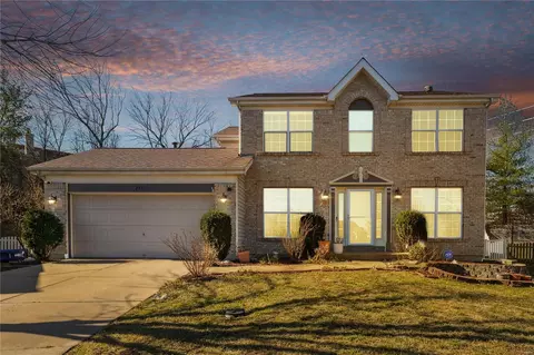 2511 Hickory Manor Dr, Wildwood, MO 63011